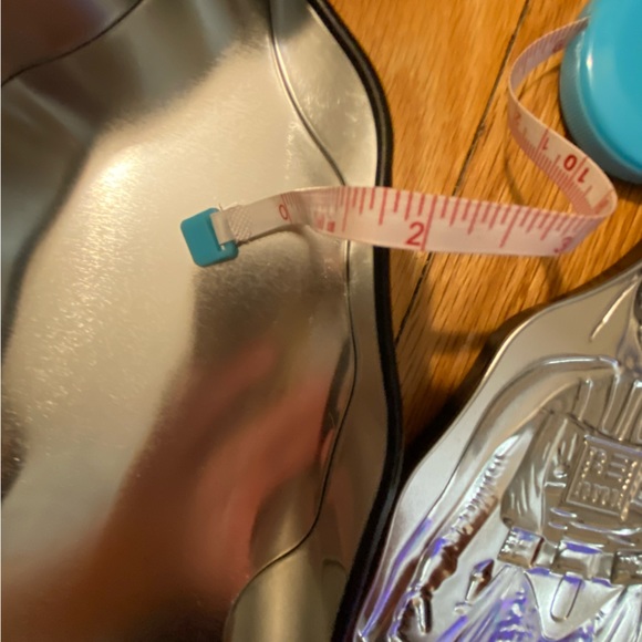 Star Wars Darth Vader 3-D double-sided metal tin box. Brand new. - Picture 8 of 9